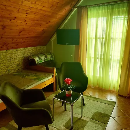 Dora Apartment
